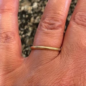 18k Gold Band Ring Size 6.5